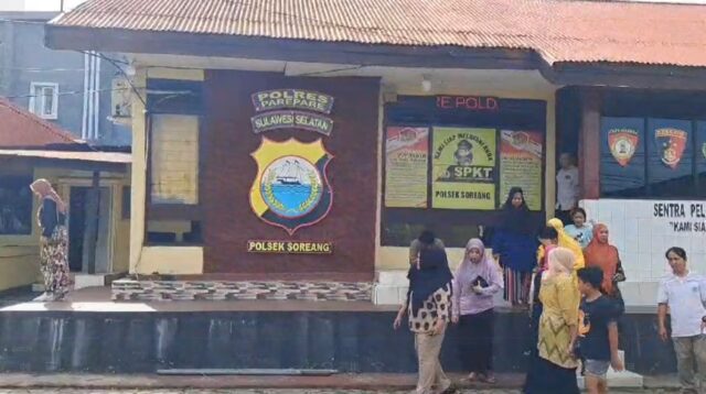 Saat pelaku Diamankan di Polsek Soreang, Kota Parepare